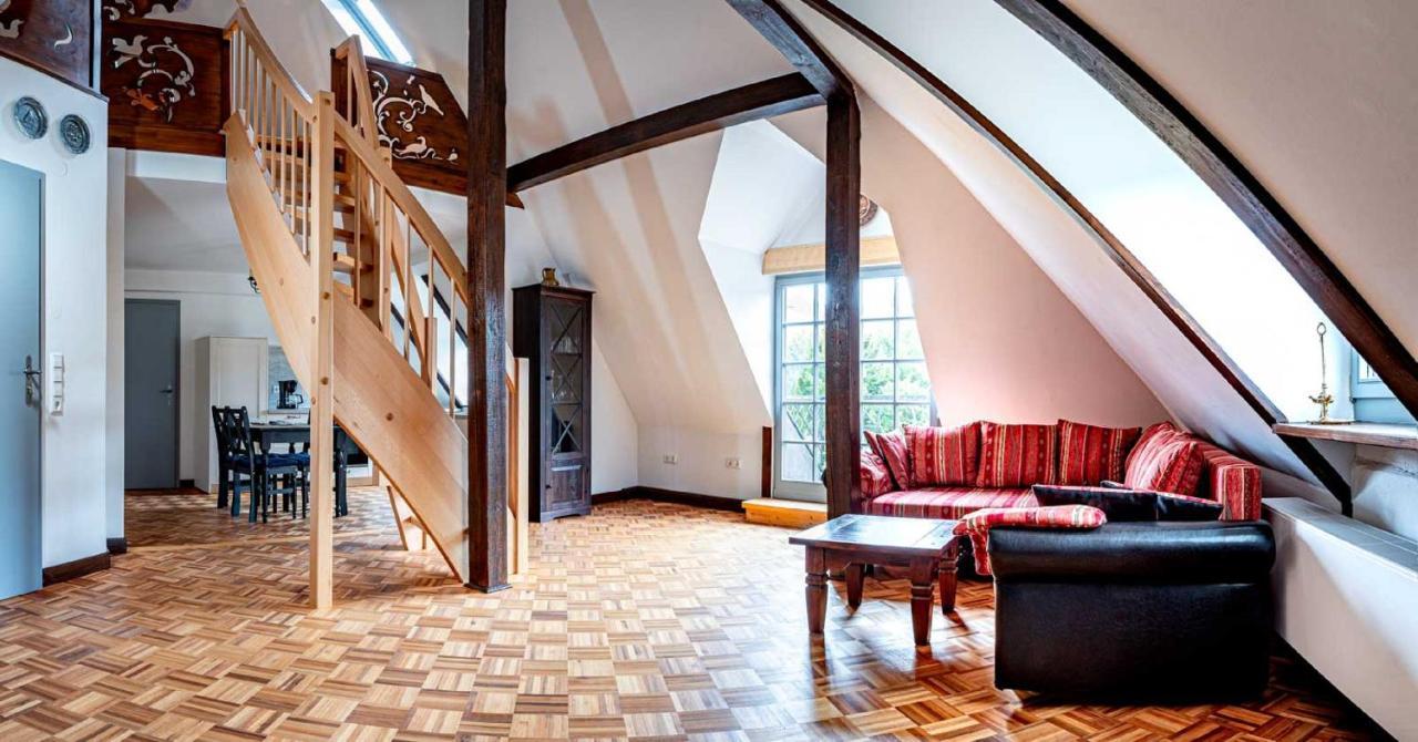 Geyer-schloss Reinsbronn *